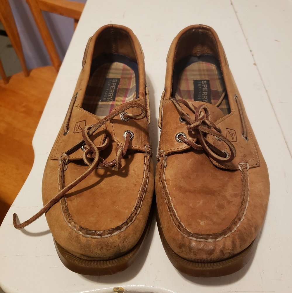Super classy Sperry Topsiders Boat Shoes